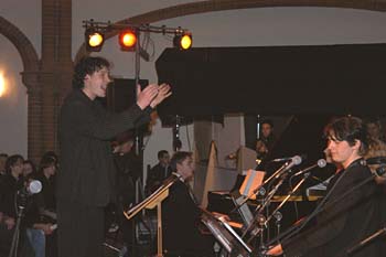 gospel UNIted (Foto: Raimund Müller, Fon: 0177 / 687 08 36)